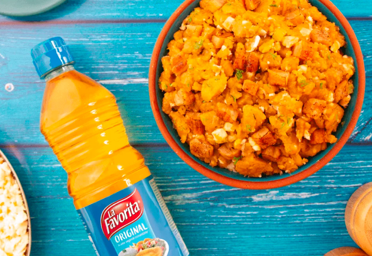 Tigrillo (Ecuadorian Green Plantain & Cheese Scramble)